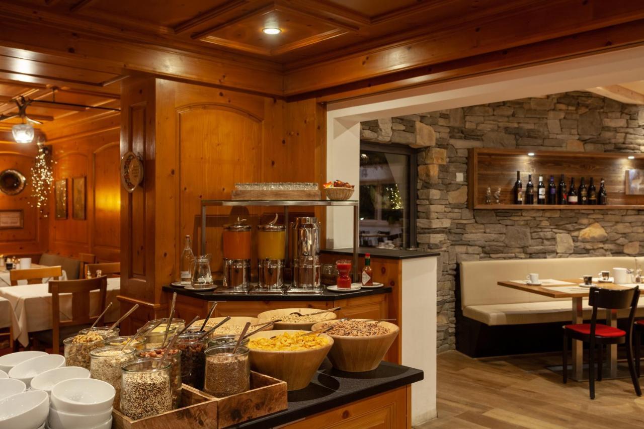 Hotel Jaegerhof Zermatt Extérieur photo